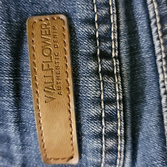 WallFlower Dark Wash Jeans Youth Women's Size 3 Boot Cut - Picture 4 of 6